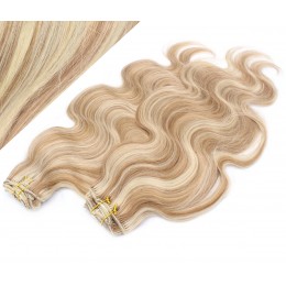 53 cm wellige REMY Clip In Deluxe Haare - helle Strähnchen